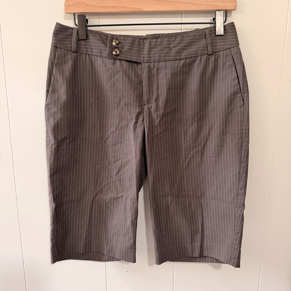 Mossimo Brown Bermuda Shorts Size 2 Fits on W26